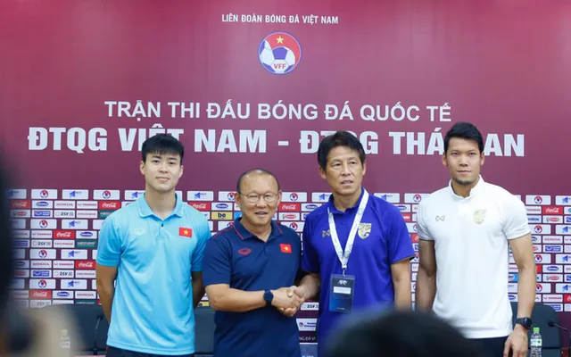 Thái Lan tiết lộ lý do chính đáng không triệu tập 2 cầu thủ quá 22 tuổi dự SEA Games 30 - Ảnh 1.