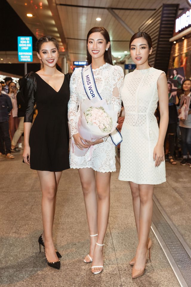 Hoa hậu Lương Thùy Linh chính thức lên đường sang Anh dự thi Miss World 2019 - Ảnh 3.