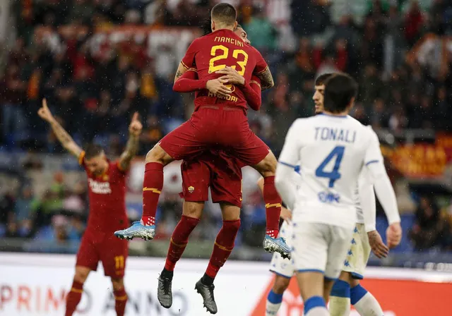 Vòng 13 Serie A: Roma 3-0 Brescia, Sassuolo 1-2 Lazio - Ảnh 1.