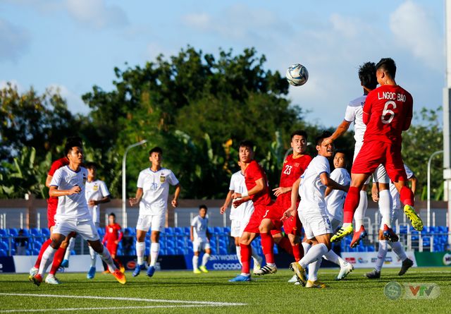 ẢNH: Tiến Linh lập hat-trick, Quang Hải lập công, U22 Việt Nam thắng 6-1 U22 Lào - Ảnh 8.