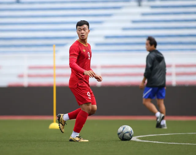 SEA Games 30: U22 Việt Nam tập luyện ngay sau trận thắng 6-1 trước U22 Lào - Ảnh 9.