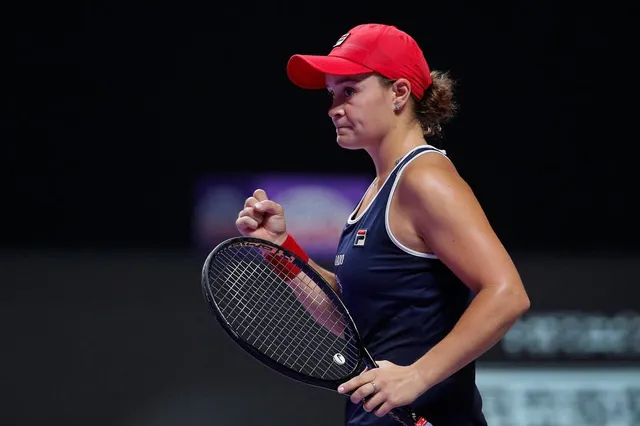 WTA Finals 2019: Ashleigh Barty lần đầu lên ngôi vô địch - Ảnh 3.