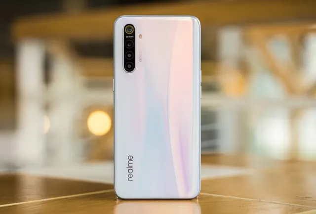 Realme XT sẽ được bán giới hạn ở Việt Nam: Chip Snapdragon 712, 4 camera, giá 7,99 triệu đồng - Ảnh 2.