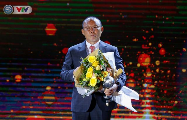 AFF Awards 2019: HLV Park Hang-seo được vinh danh giải thưởng HLV của năm - Ảnh 1.