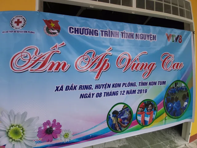 Ấm áp vùng cao - Ảnh 1.