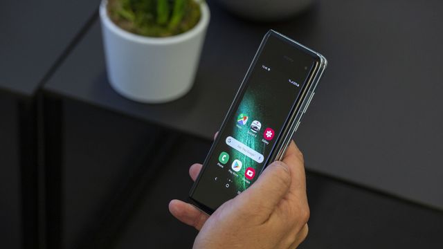 Samsung bán được 1 triệu chiếc Galaxy Fold giá 2.000 USD - Ảnh 2.