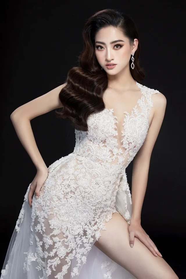 Hé lộ đầm dạ hội của Lương Thùy Linh trước giờ G chung kết Miss World 2019 - Ảnh 8.