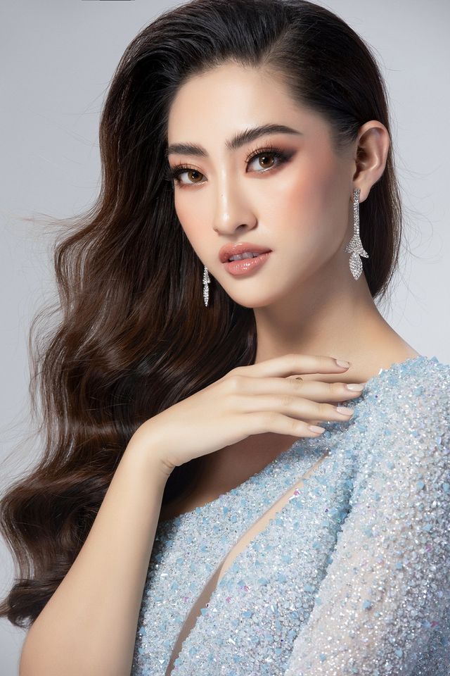 Hé lộ đầm dạ hội của Lương Thùy Linh trước giờ G chung kết Miss World 2019 - Ảnh 3.