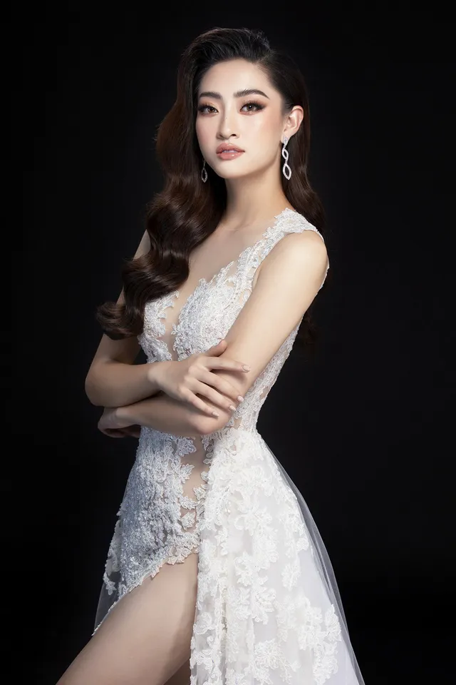 Hé lộ đầm dạ hội của Lương Thùy Linh trước giờ G chung kết Miss World 2019 - Ảnh 5.