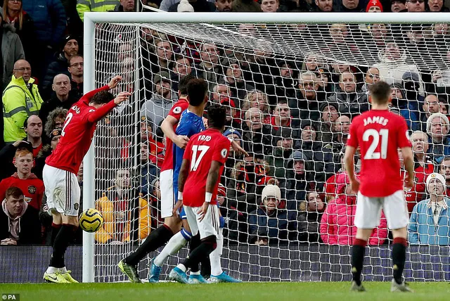 Man Utd 1-1 Everton: Lỡ cơ hội áp sát top 4 - Ảnh 1.