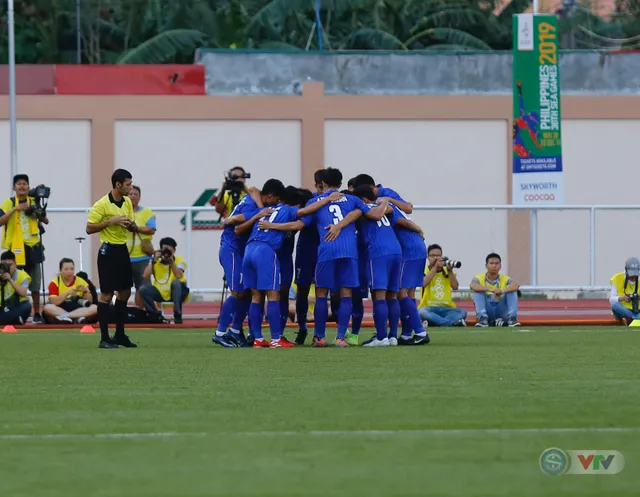 ẢNH: U22 Việt Nam loại U22 Thái Lan, thẳng tiến vào bán kết SEA Games 30 - Ảnh 6.