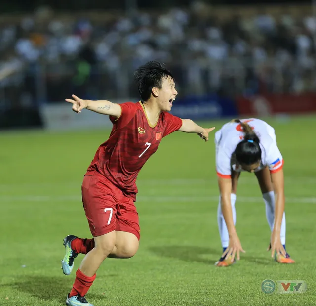 ẢNH: ĐT nữ Việt Nam thi đấu kiên cường, thắng thuyết phục ĐT nữ Phillipines để tiến vào chung kết SEA Games 30 - Ảnh 11.