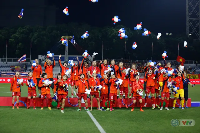 ẢNH: ĐT nữ Việt Nam thắng kịch tính trước Thái Lan, giành HCV bóng đá nữ SEA Games 30 - Ảnh 22.