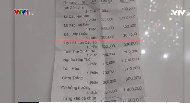 Nhà hàng “chặt chém” khách du lịch: Trứng xào cà chua giá 500.000 đồng/phần, cơm trắng 200.000 đồng/phần - Ảnh 1.