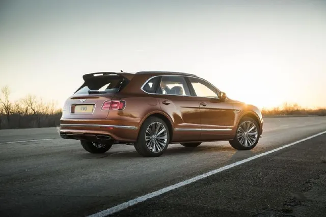 Ngắm chiếc SUV nhanh nhất thế giới - Bentley Bentayga Spreed - Ảnh 2.