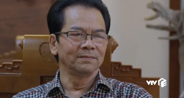 Những cô gái trong thành phố - Tập 14: Mai qua đêm với Tùng trước khi về quê lấy chồng già trừ nợ - Ảnh 2. Những cô gái trong thành phố - Tập 14: Mai qua đêm với Tùng trước khi về quê lấy chồng già trừ nợ - Ảnh 2.