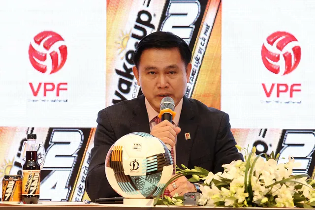 VPF chọn nhà tài trợ mới cho V.League 2019 để các “cơn sóng đỏ” không dừng lại - Ảnh 3.