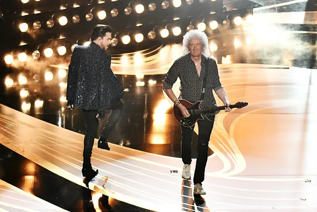 queen-opening queen-opening