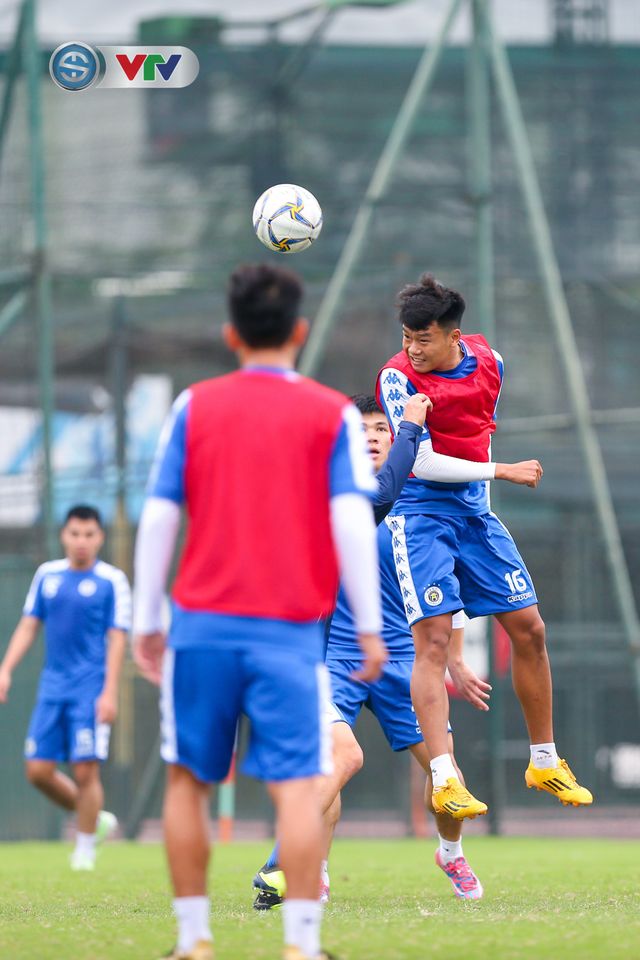 CLB Hà Nội tập luyện chuẩn bị cho trận ra quân tại AFC Cup 2019 - Ảnh 6.