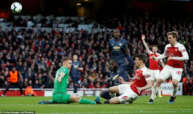 VIDEO Highlight Arsenal 2-0 Man Utd: Pháo thủ đoạt vị trí thứ 4 - Ảnh 3.