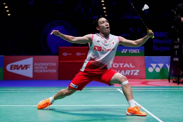 Kento Momota lần đầu tiên vô địch đơn nam Giải Cầu lông toàn Anh - Ảnh 1.