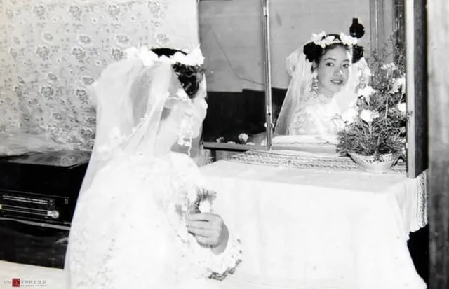 Sau 32 năm, NSƯT Chiều Xuân hé lộ hình ảnh đám cưới  - Ảnh 3.