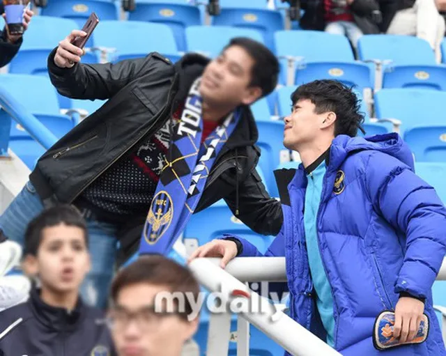 Công Phượng không được ra sân trong trận mở màn của Incheon United - Ảnh 2.