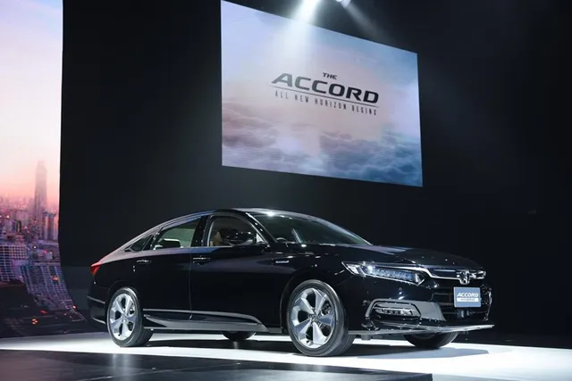 Honda Accord 2019 chốt giá bán, thách thức đối thủ truyền kiếp Toyota Camry - Ảnh 2.