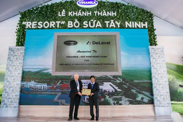 “Resort” bò sữa Vinamilk Tây Ninh - Ngôi nhà của những cô bò hạnh phúc - Ảnh 8.