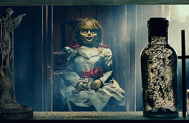 Hé lộ hình ảnh đầu tiên của bộ phim kinh dị Annabelle 3: Annabelle Comes Home - Ảnh 1.