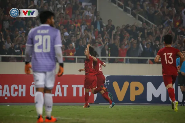 ẢNH: Đại thắng U23 Thái Lan, U23 Việt Nam giành vé tham dự VCK U23 châu Á 2020 - Ảnh 17.