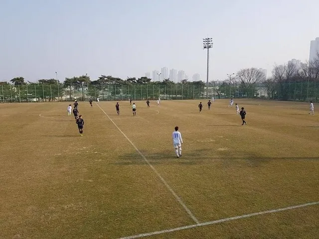 Công Phượng lập hat-trick trong trận đấu tập của Incheon United - Ảnh 1.