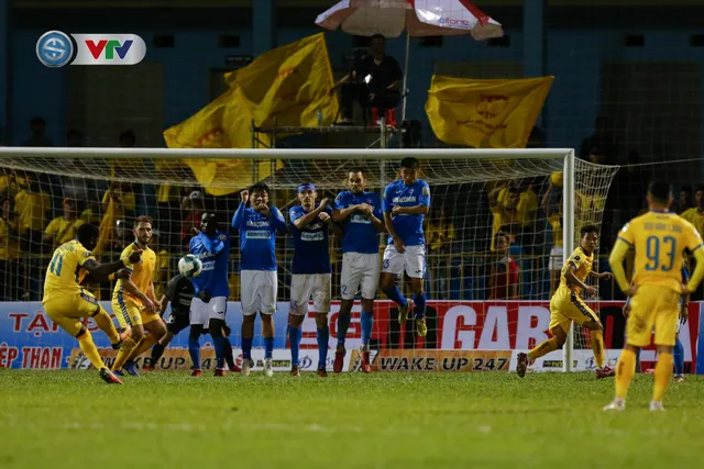 ẢNH: Hải Huy tỏa sáng, Than Quảng Ninh giành chiến thắng đầu tiên tại V.League 2019 - Ảnh 17.