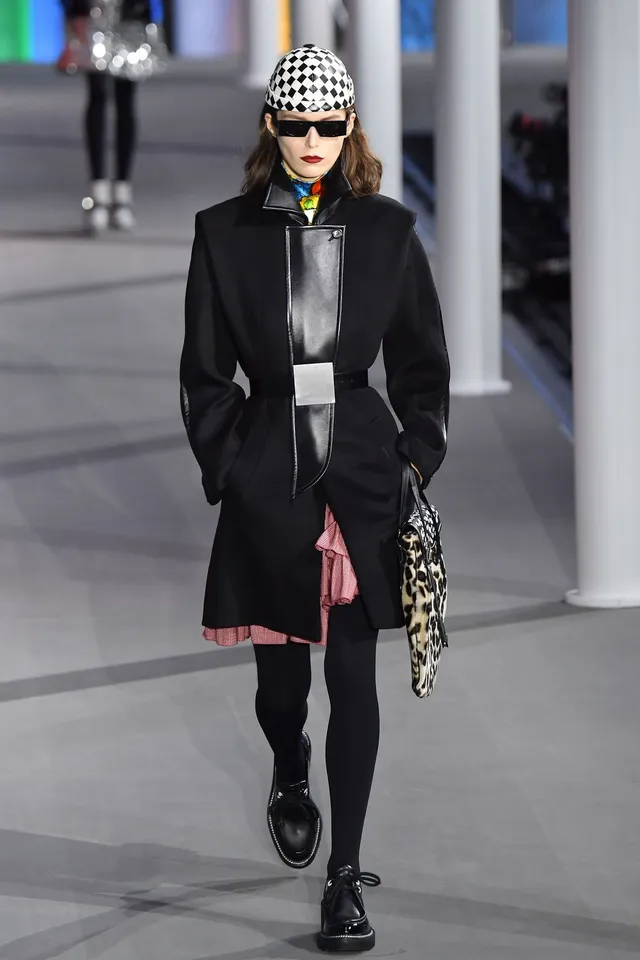 Louis Vuitton ra mắt BST Thu Đông 2019 - Ảnh 1.