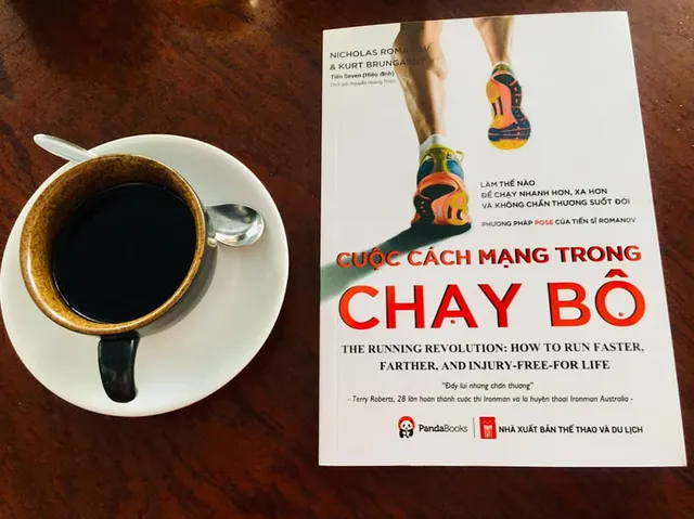 Cuộc cách mạng trong chạy bộ - Để chạy nhanh hơn, xa hơn và không chấn thương suốt đời - Ảnh 1.