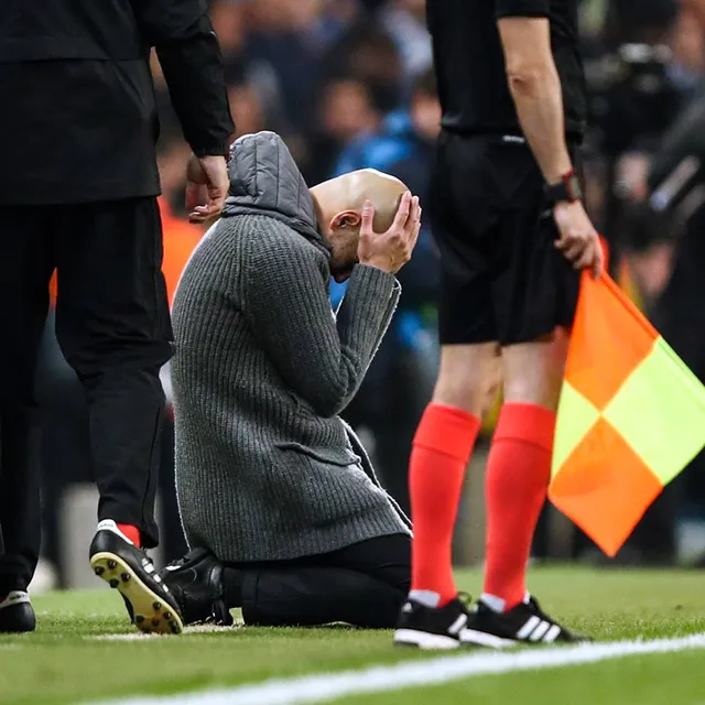 Pep Guardiola: VAR thật là tàn nhẫn - Ảnh 1.