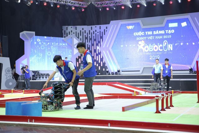 Đại học Sao Đỏ - Ngôi sao tại vòng loại Robocon Việt Nam 2019 - Ảnh 33.