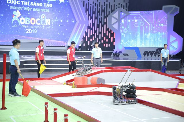 Đại học Sao Đỏ - Ngôi sao tại vòng loại Robocon Việt Nam 2019 - Ảnh 48.