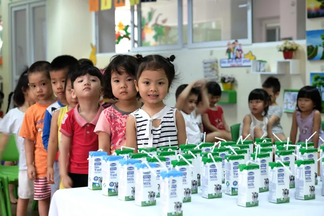 Sữa học đường - Sữa không là chưa đủ - Ảnh 2. Sữa học đường - Sữa không là chưa đủ - Ảnh 2.
