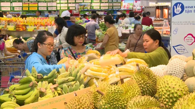 Mở thêm điểm bán hàng tạm thời để đảm bảo nguồn cung - Ảnh 1.