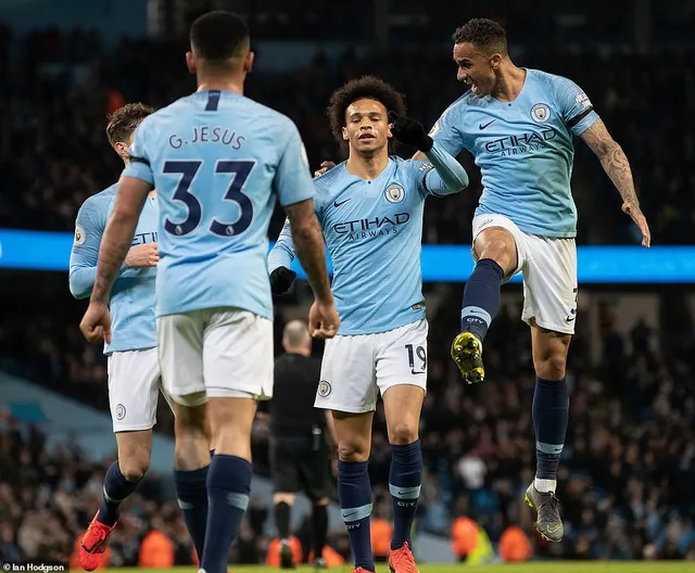Kết quả bóng đá châu Âu hôm nay, 4/4: Man City lấy lại ngôi đầu Ngoại hạng Anh từ Liverpool, Real thất bại trước Valencia - Ảnh 6. Kết quả bóng đá châu Âu hôm nay, 4/4: Man City lấy lại ngôi đầu Ngoại hạng Anh từ Liverpool, Real thất bại trước Valencia - Ảnh 6.
