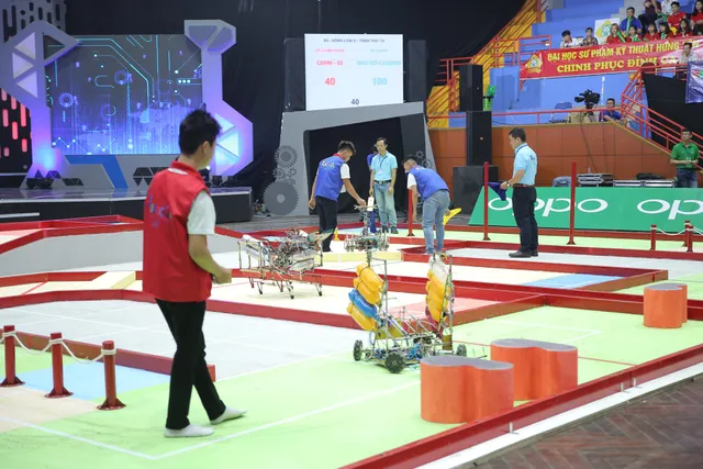 Robocon Việt Nam 2019: Xây dựng bất ngờ vượt qua người anh em Bách khoa - Ảnh 35. Robocon Việt Nam 2019: Xây dựng bất ngờ vượt qua người anh em Bách khoa - Ảnh 35.