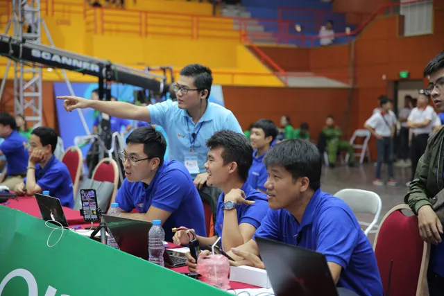 Robocon Việt Nam 2019: Xây dựng bất ngờ vượt qua người anh em Bách khoa - Ảnh 45. Robocon Việt Nam 2019: Xây dựng bất ngờ vượt qua người anh em Bách khoa - Ảnh 45.