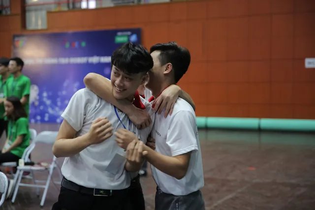 Robocon Việt Nam 2019: Xây dựng bất ngờ vượt qua người anh em Bách khoa - Ảnh 60. Robocon Việt Nam 2019: Xây dựng bất ngờ vượt qua người anh em Bách khoa - Ảnh 60.