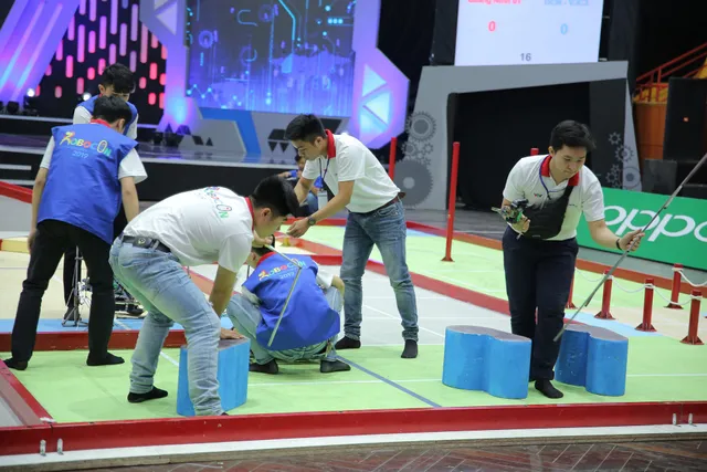 Tiếp bước ĐH Xây Dựng, tân binh Phenikaa giành vé vào chung kết Robocon Việt Nam 2019 - Ảnh 21.