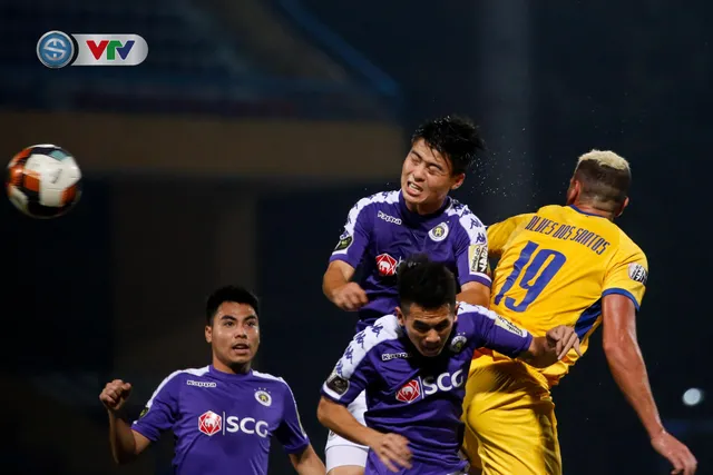 ẢNH: Thắng đậm Sông Lam Nghệ An, CLB Hà Nội vươn lên dẫn đầu V.League - Ảnh 4.