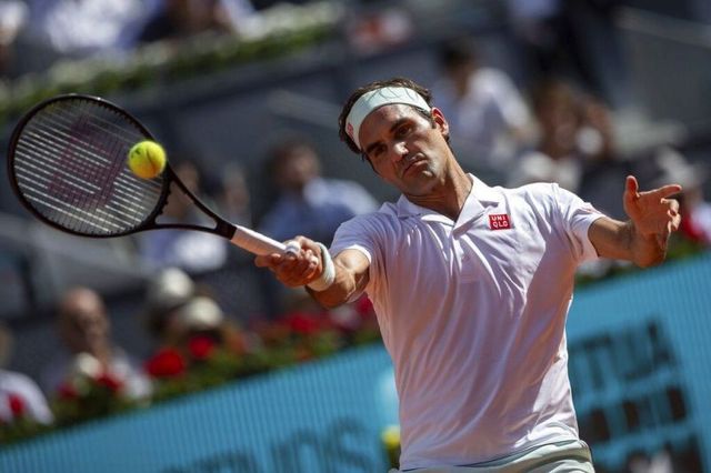 Ngược dòng đánh bại Federer, Dominic Thiem gặp Djokovic tại bán kết Madrid mở rộng - Ảnh 2.