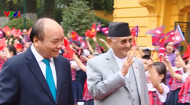 Thủ tướng Nepal thăm chính thức Việt Nam - Ảnh 1.