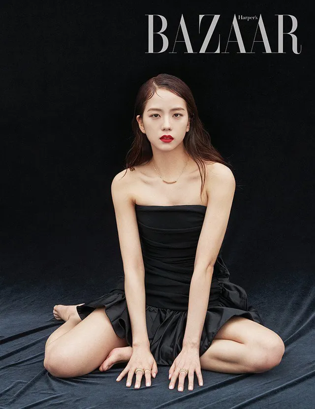 BlackPink Jisoo đẹp hút hồn trên Harpers Bazaar - Ảnh 4.