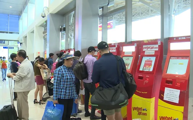 Mua vé máy bay trả góp 0% - Ảnh 1. Mua vé máy bay trả góp 0% - Ảnh 1.